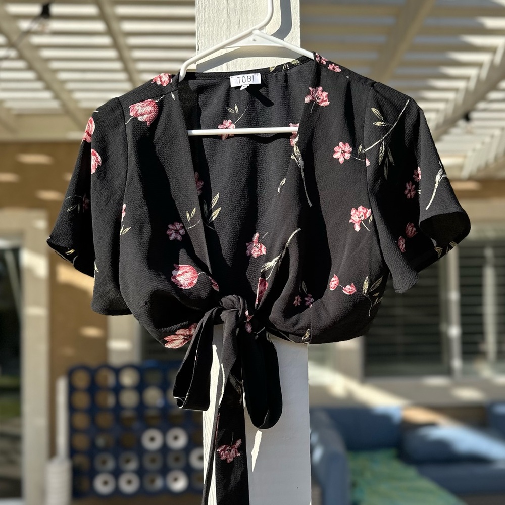 TOBI Black Floral Tie Top & Wrap Tie Skirt Set